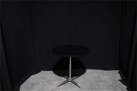 שולחן קפה עגול שחור - רגל ניקל