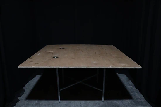 שולחן פלטת עץ - 160X160